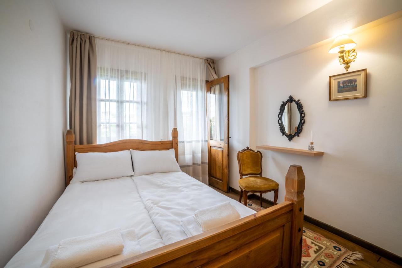 Four Riders Guest House Veliko Tărnovo Exterior foto